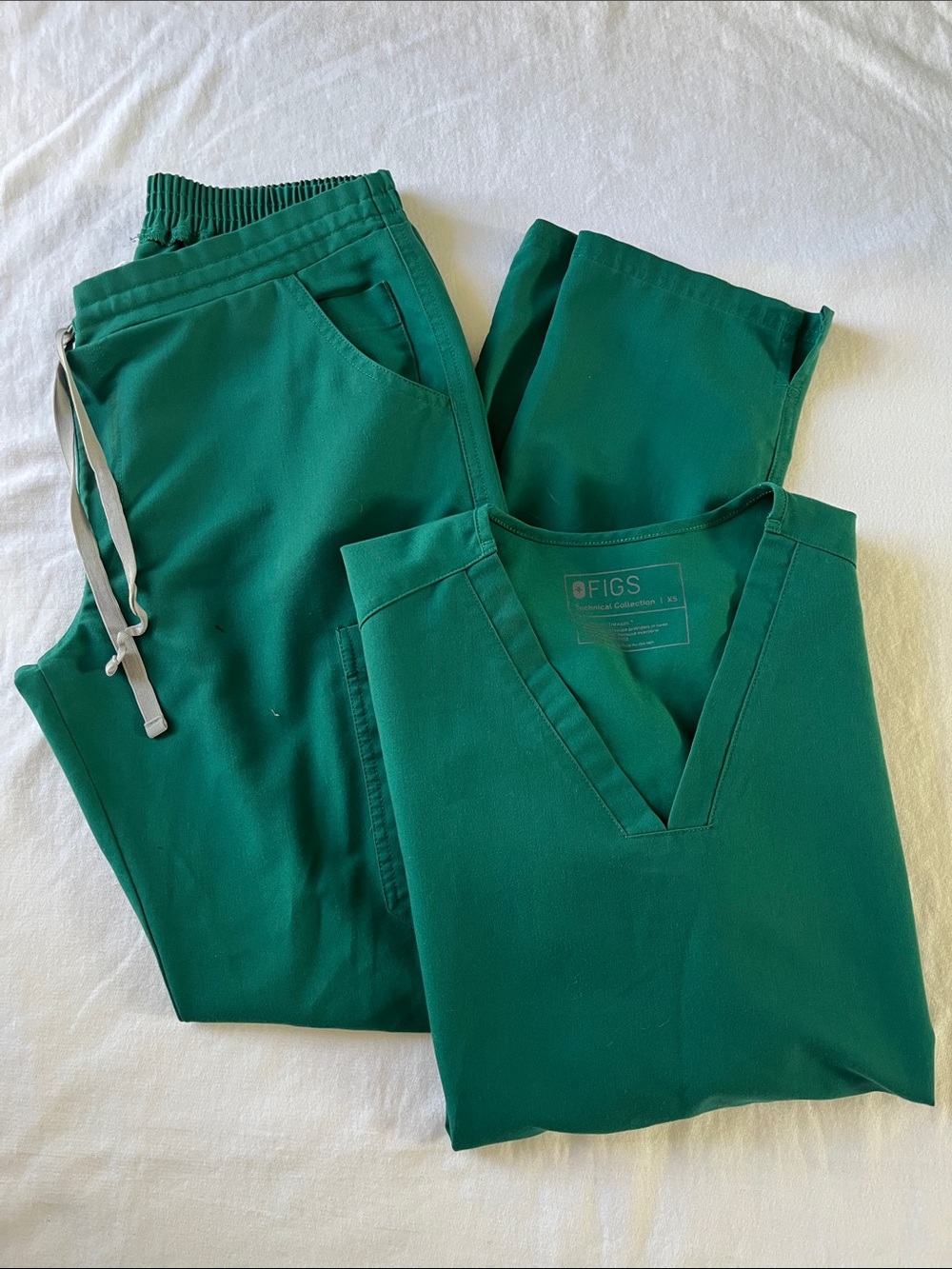 FIGS Scrub Set Hunter Green XS/S
